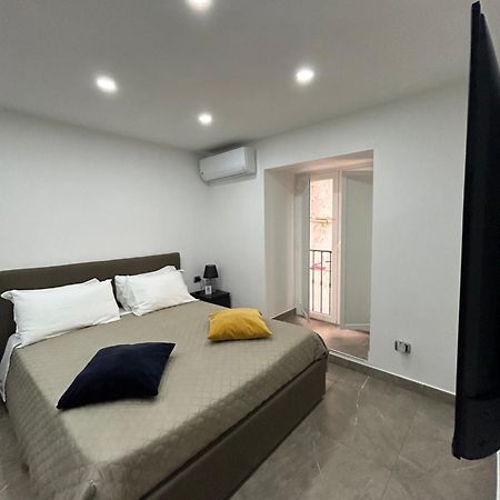 Casina Al Duomo Lägenhet Neapel Exteriör bild